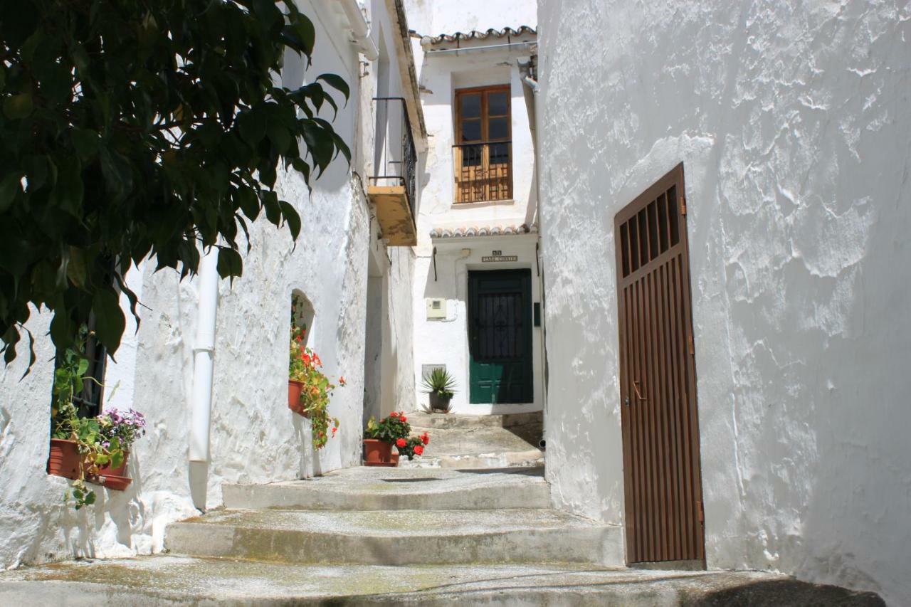 Casadubislav Apartment Canillas de Albaida Exterior photo